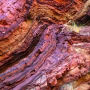 iron ore bands in rock formation